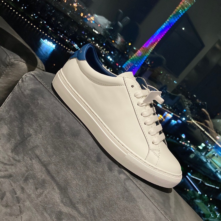 Givenchy Basic Sneakers Blue Ss2022