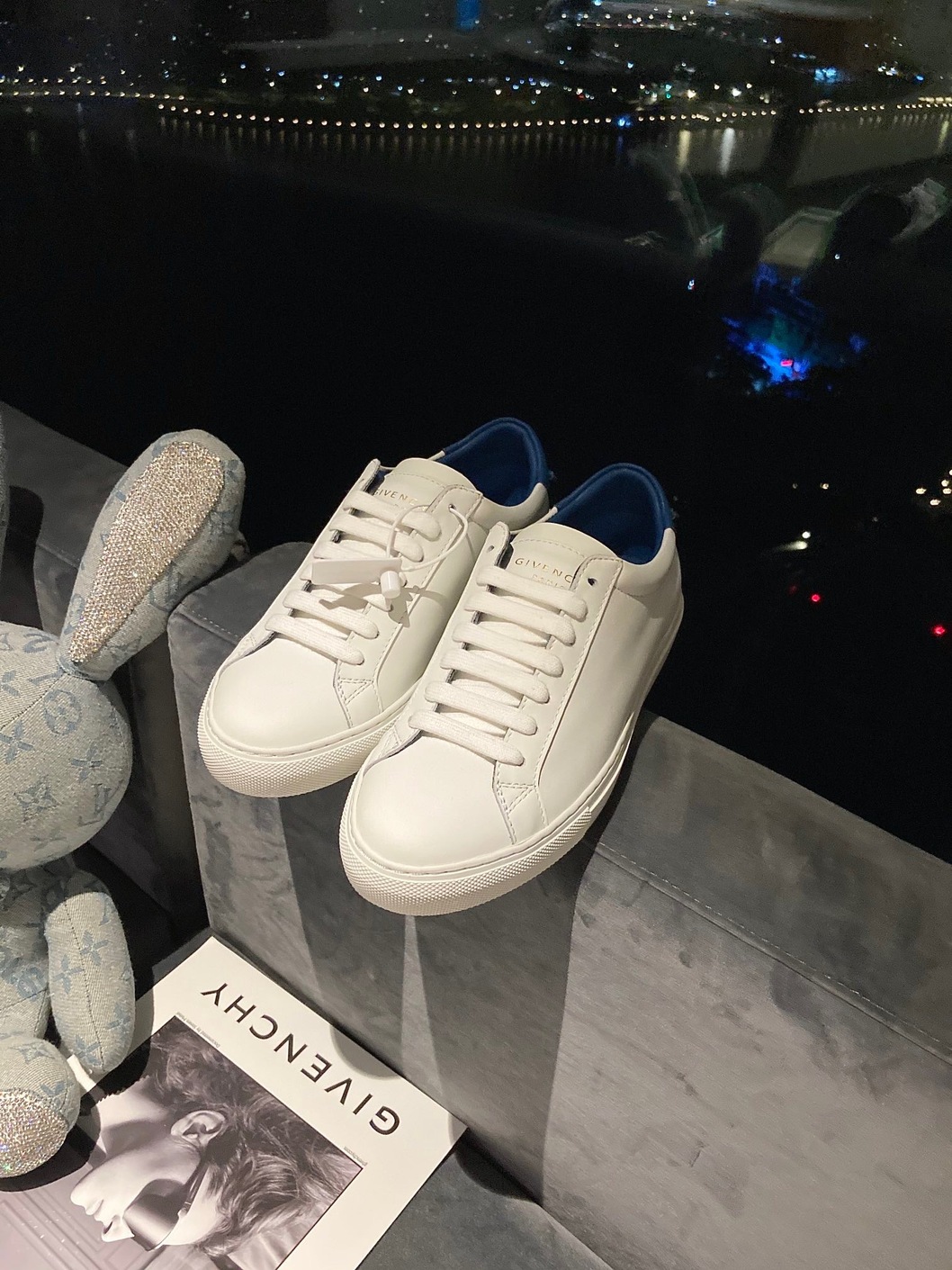 Givenchy Basic Sneakers Blue Ss2022