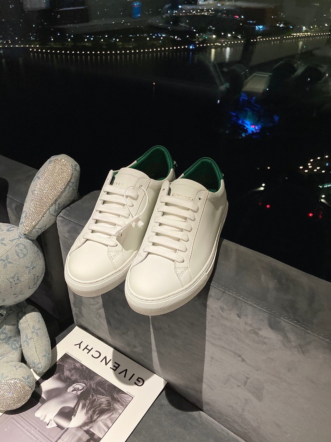 Givenchy Basic Sneakers Green Ss2022