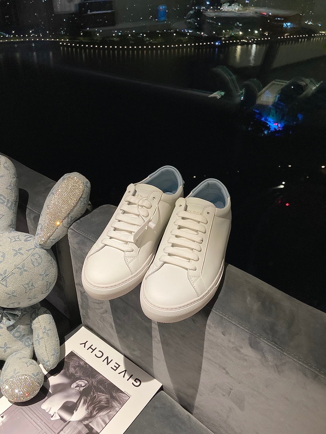 Givenchy Basic Sneakers Light Blue Ss2022