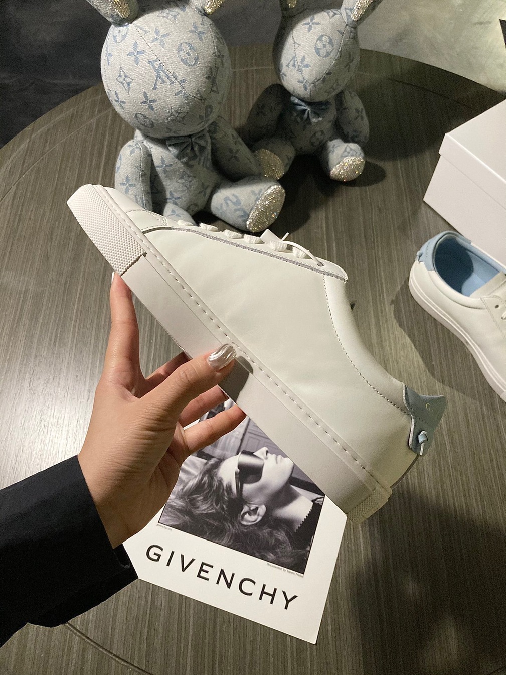 Givenchy Basic Sneakers Light Blue Ss2022
