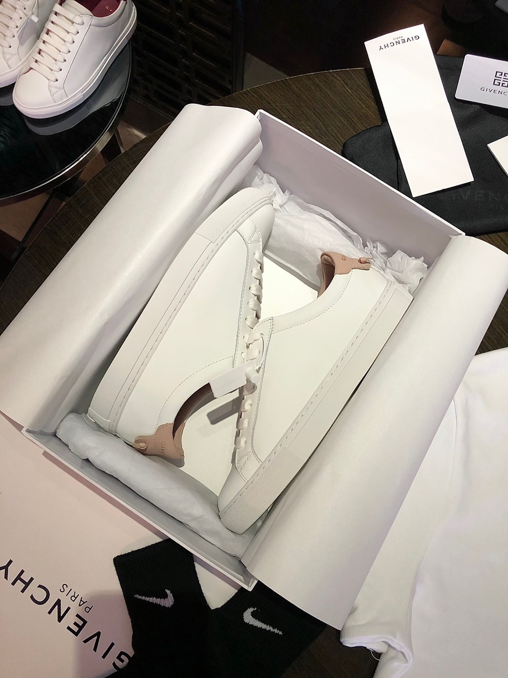 Givenchy Basic Sneakers Light Pink Ss2022