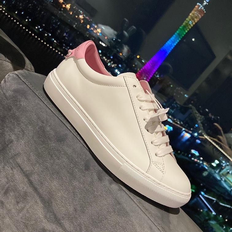 Givenchy Basic Sneakers Pink Ss2022