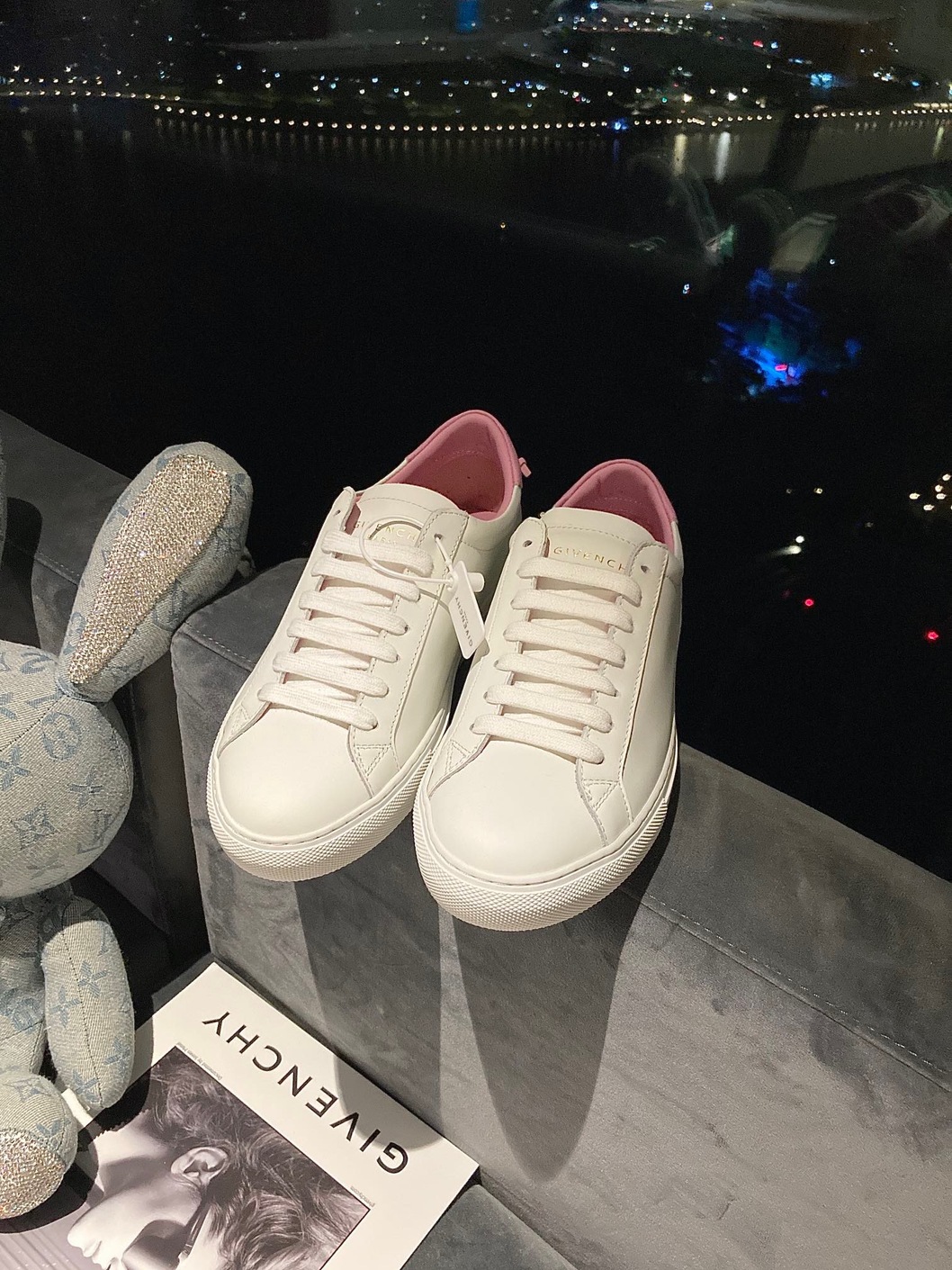 Givenchy Basic Sneakers Pink Ss2022