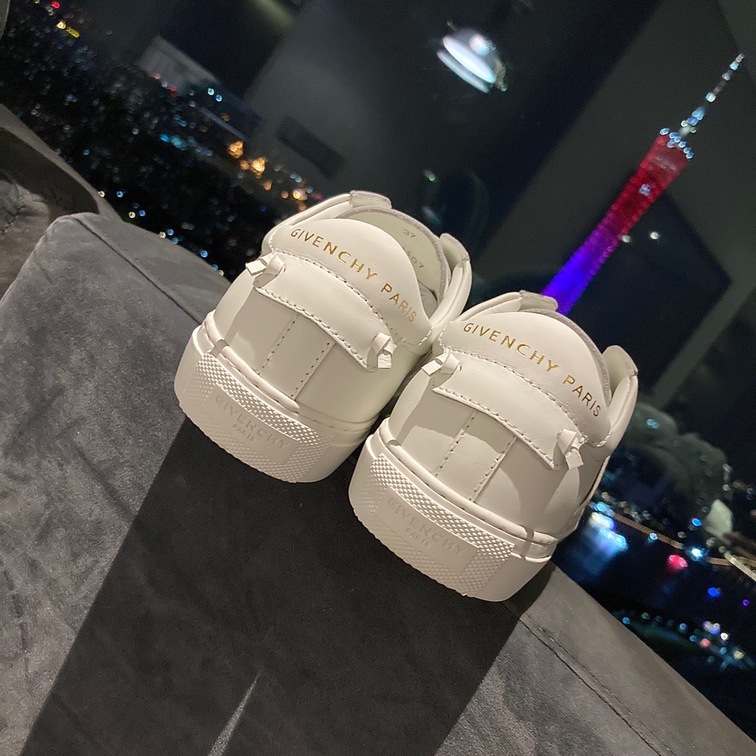 Givenchy Basic Sneakers White Ss2022