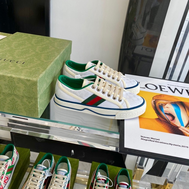 Gucci 1955 White Double G Ss2022