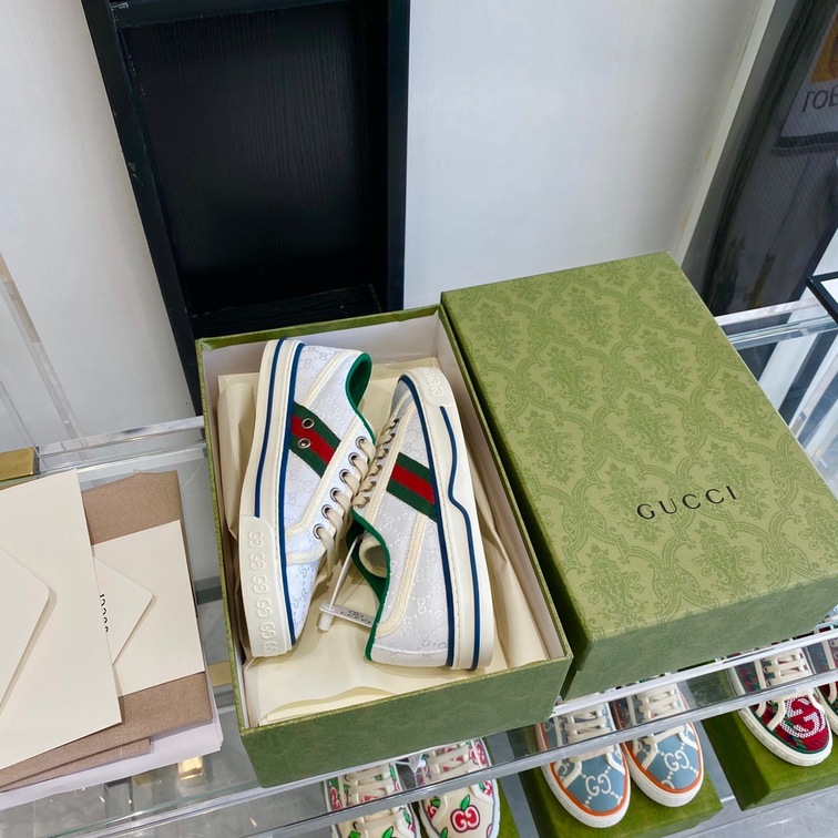 Gucci 1955 White Double G Ss2022