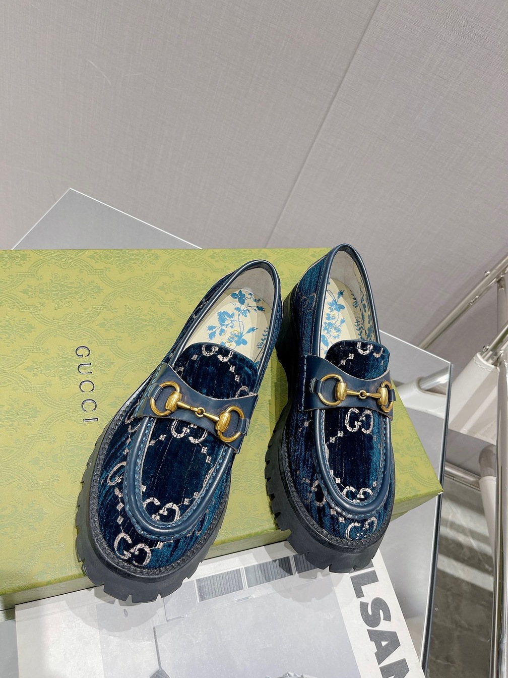 Gucci Loafer Velvet Green Ss2022