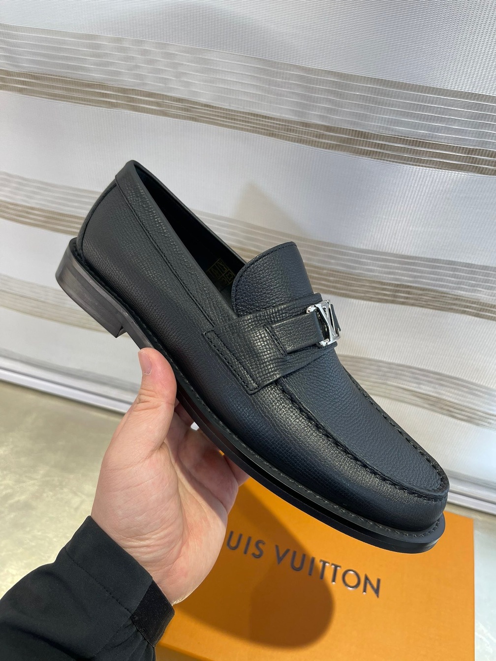 Loafer Lv Leather Logo Ss2022