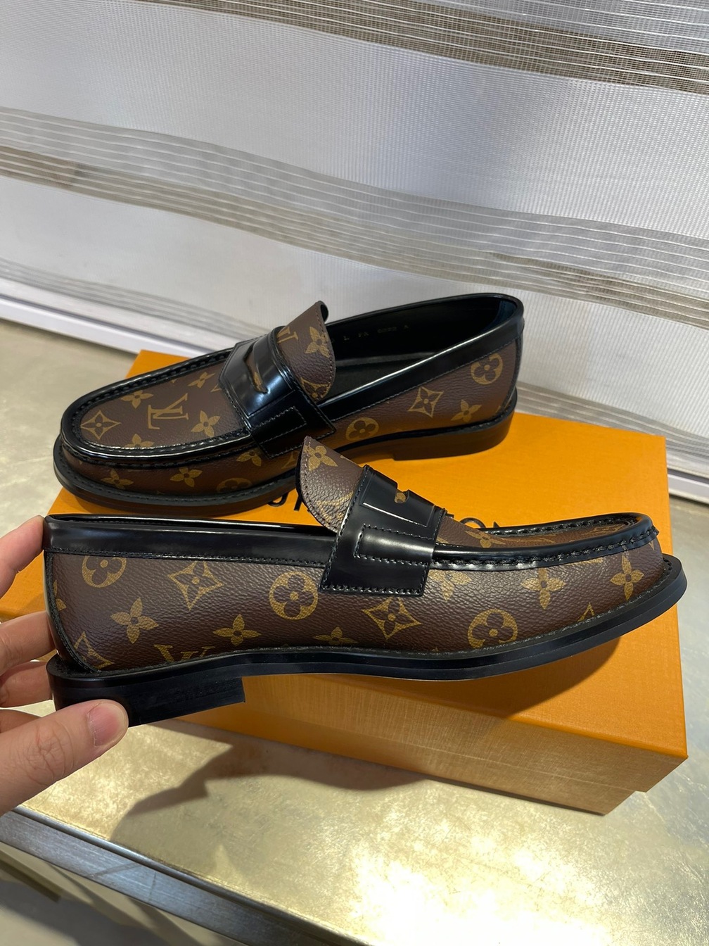 Loafer Lv Monogram Lvxnba Brown Ss2022