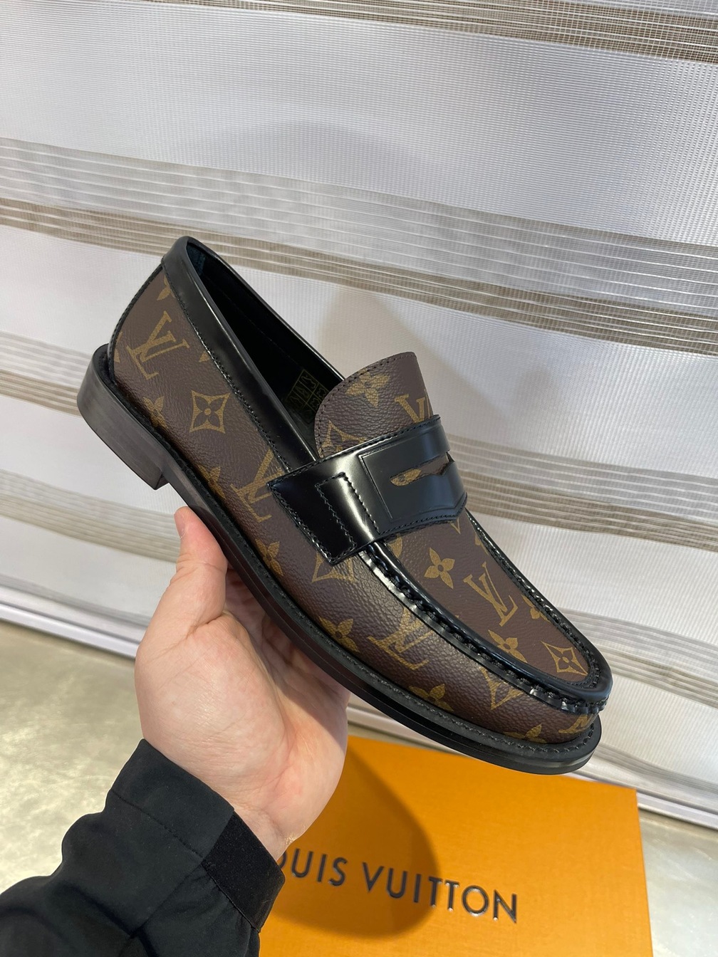 Loafer Lv Monogram Lvxnba Brown Ss2022