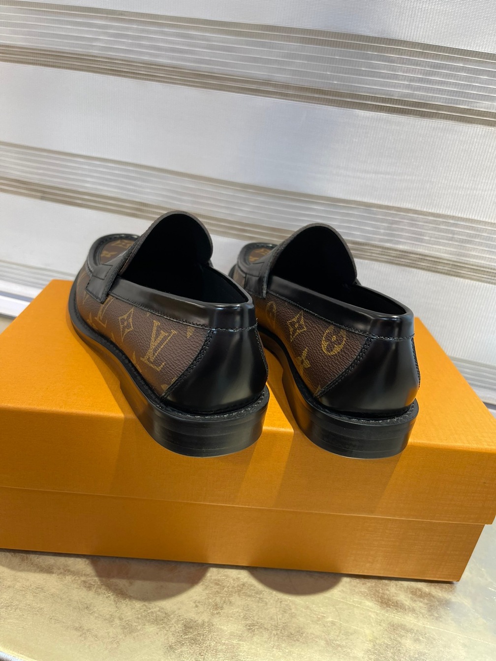 Loafer Lv Monogram Lvxnba Brown Ss2022