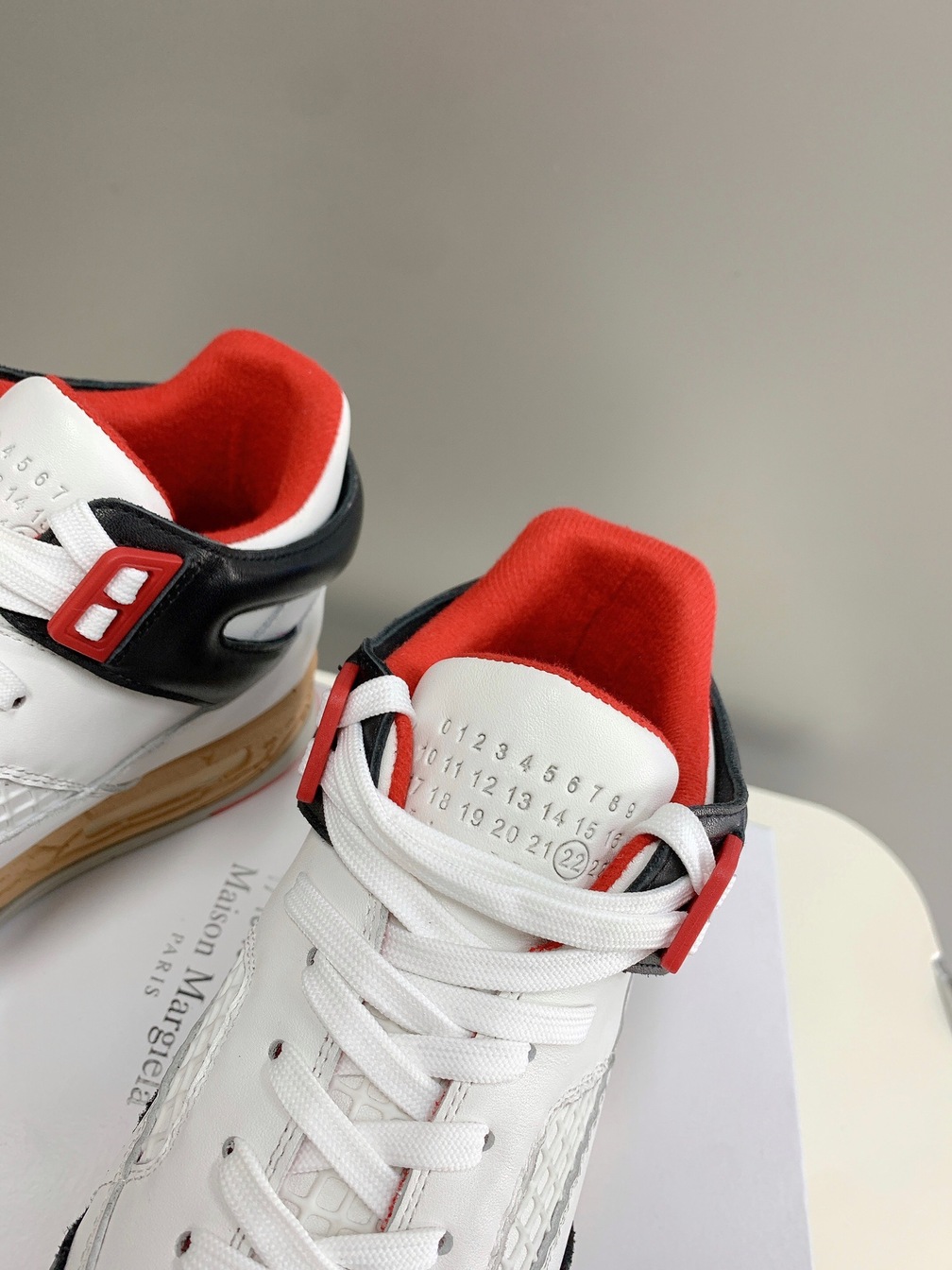 Maison Sneakers Red Beige Ss2022