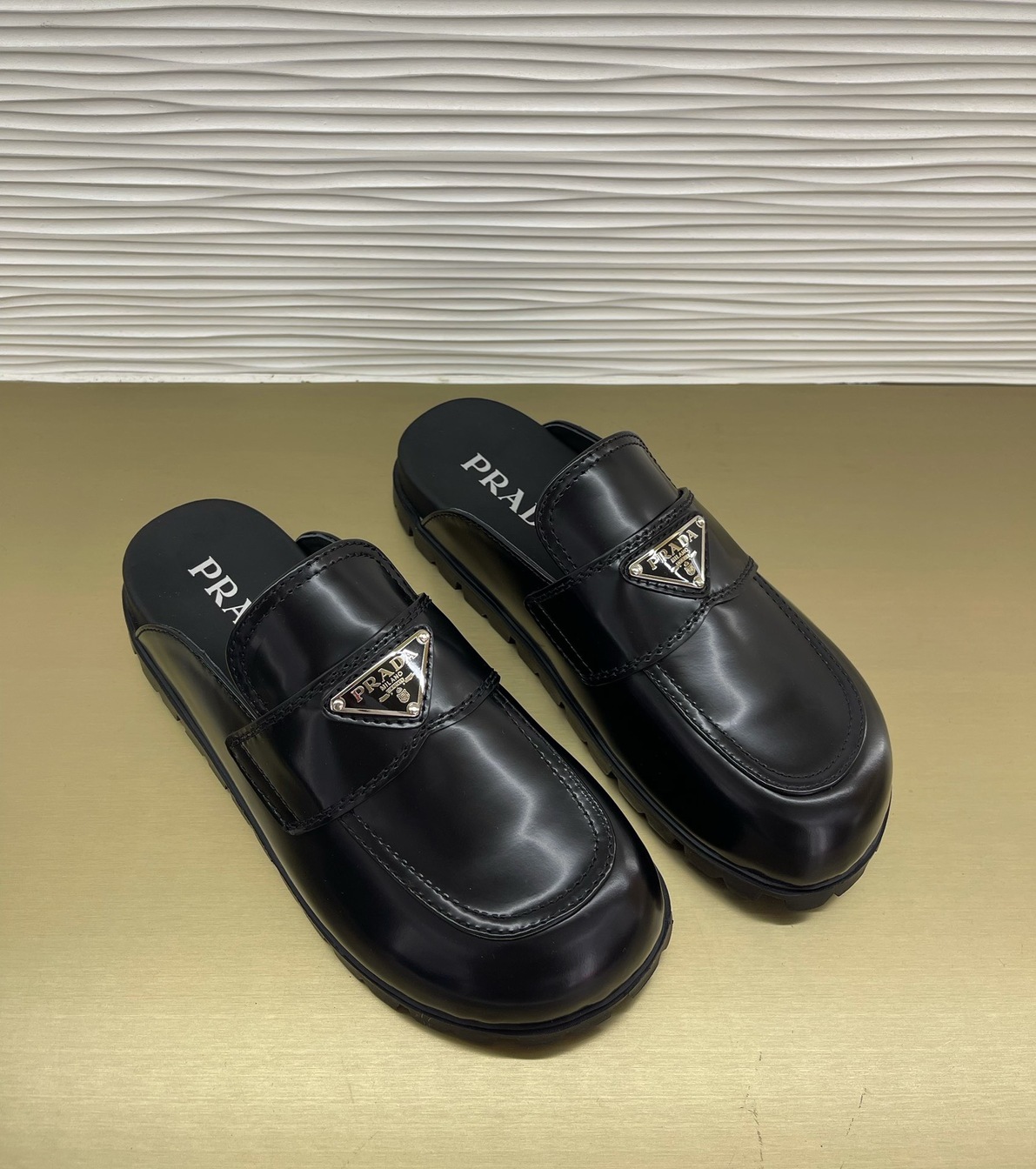 Loafer Slipon Chanel Leather Black Ss2022