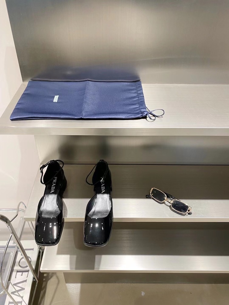 Prada Pump M Leather Black Ss2022