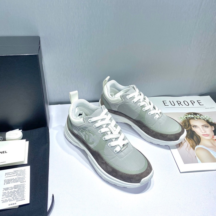 Chanel Woman Runner Sneakers Ss2022