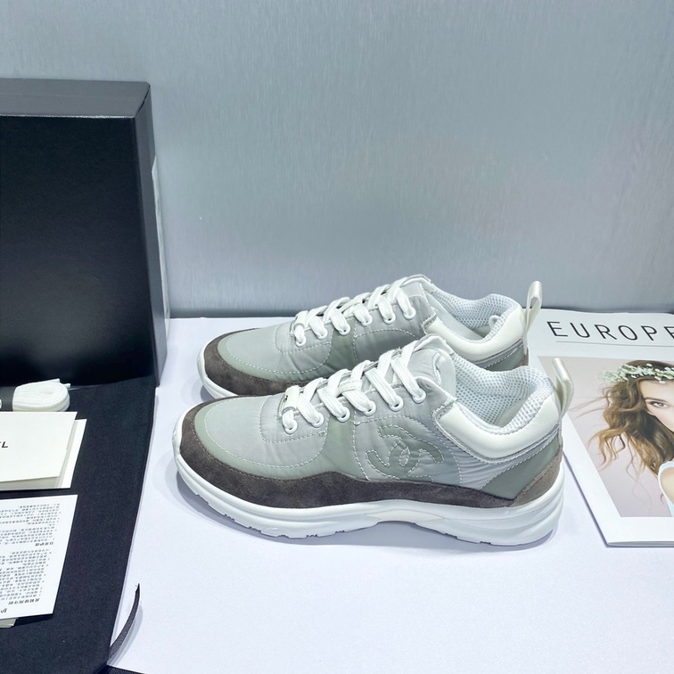 Chanel Woman Runner Sneakers Ss2022