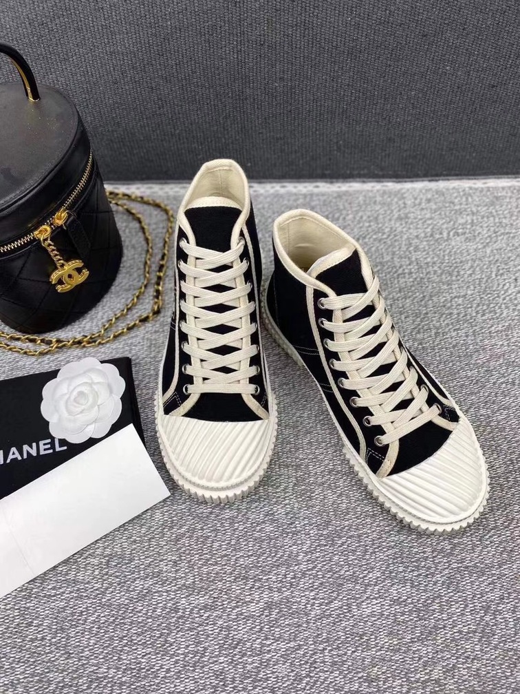 Chanel Woman Sneakers High Top Ss2022