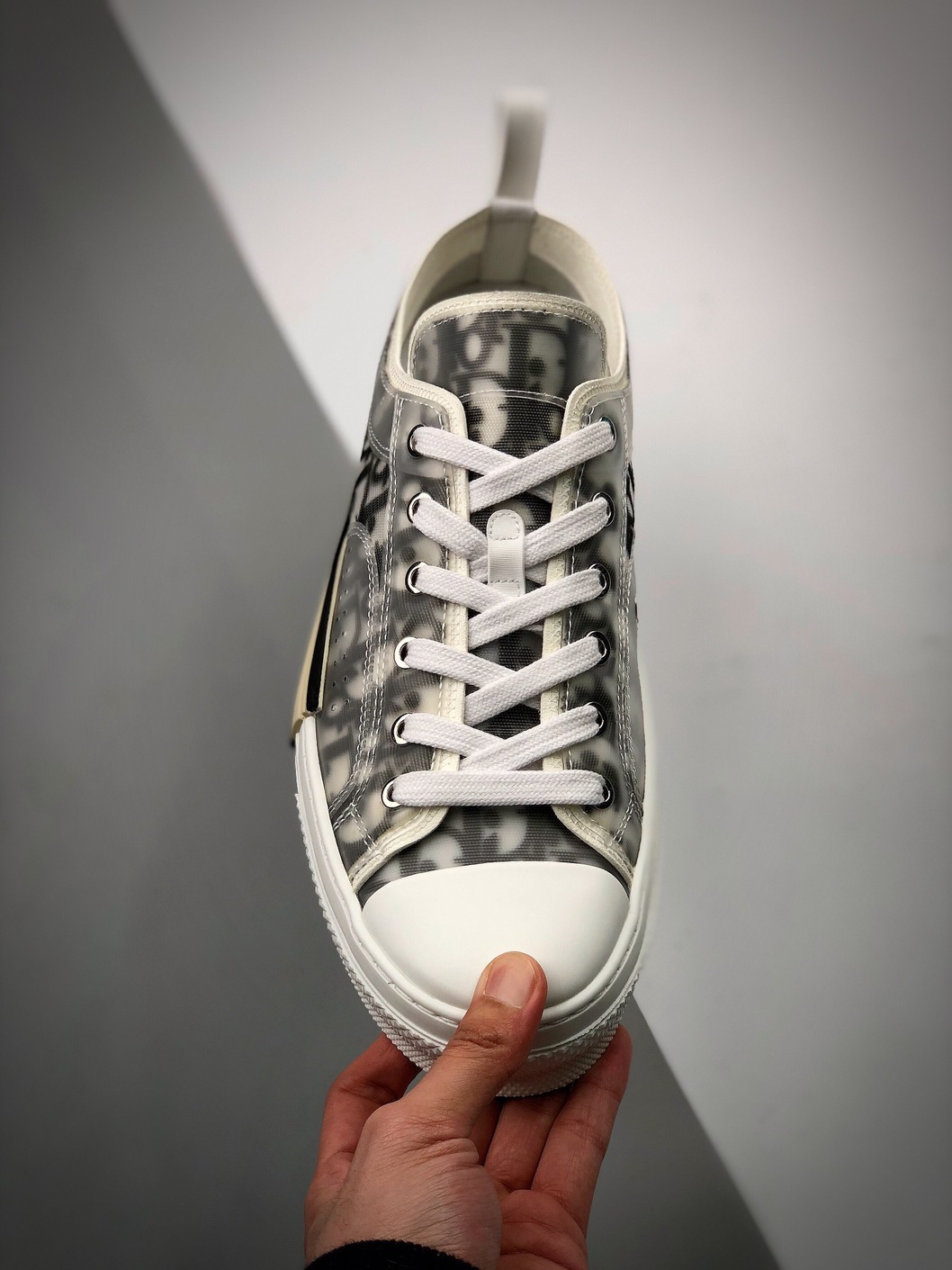 Dior B23 Newpapers Sneaker