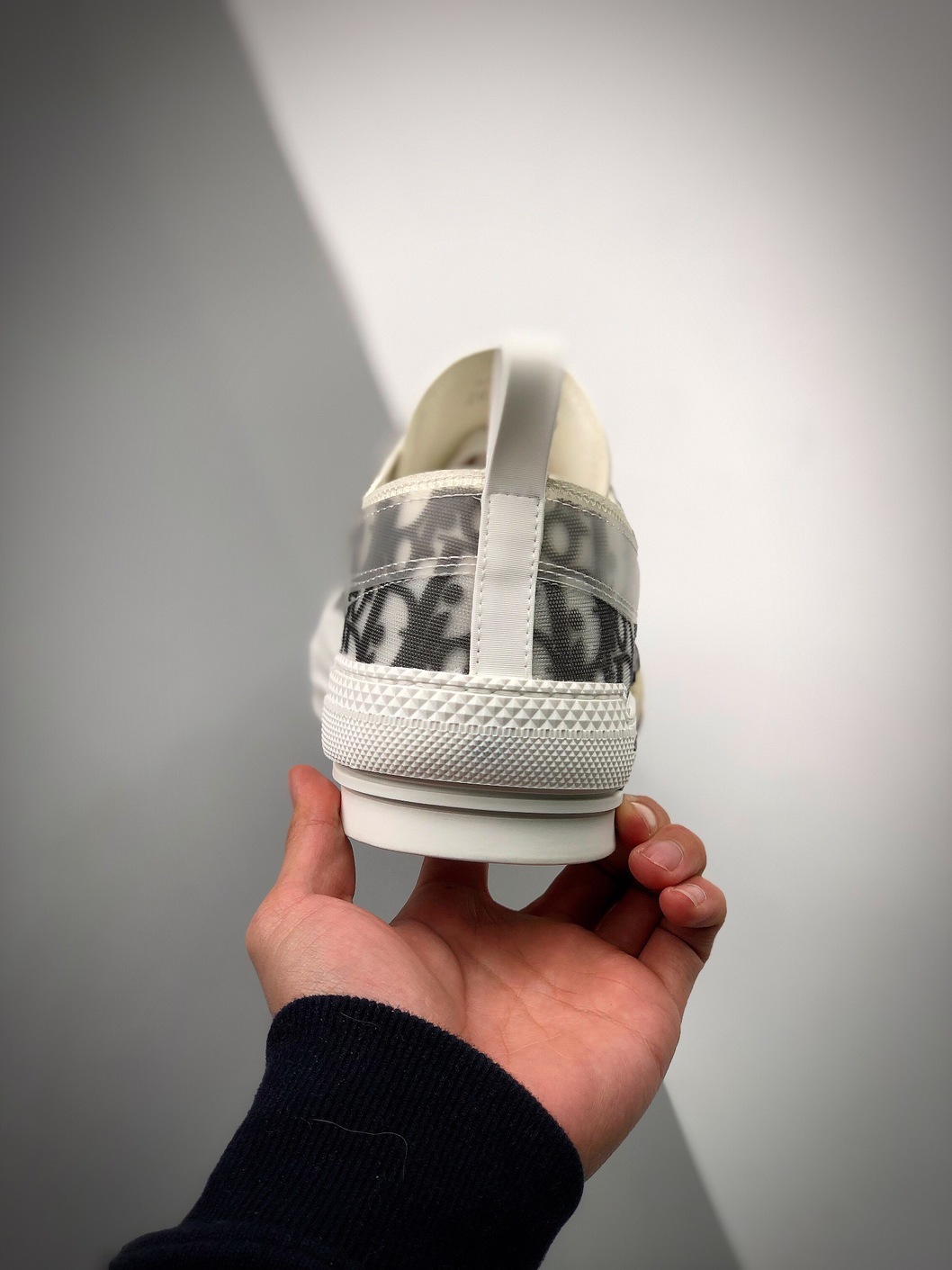 Dior B23 Newpapers Sneaker