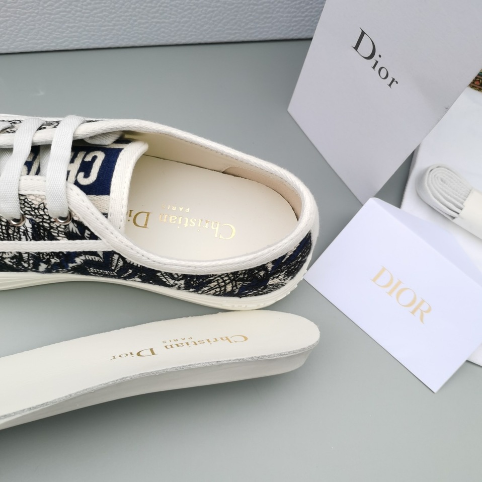 Dior Walkndior Sneakers