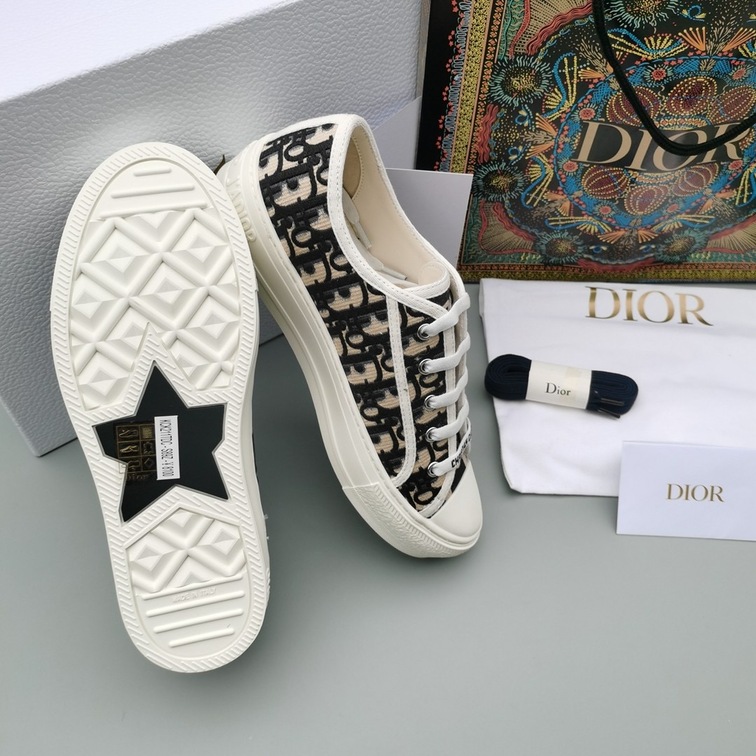 Dior Walkndior Sneakers