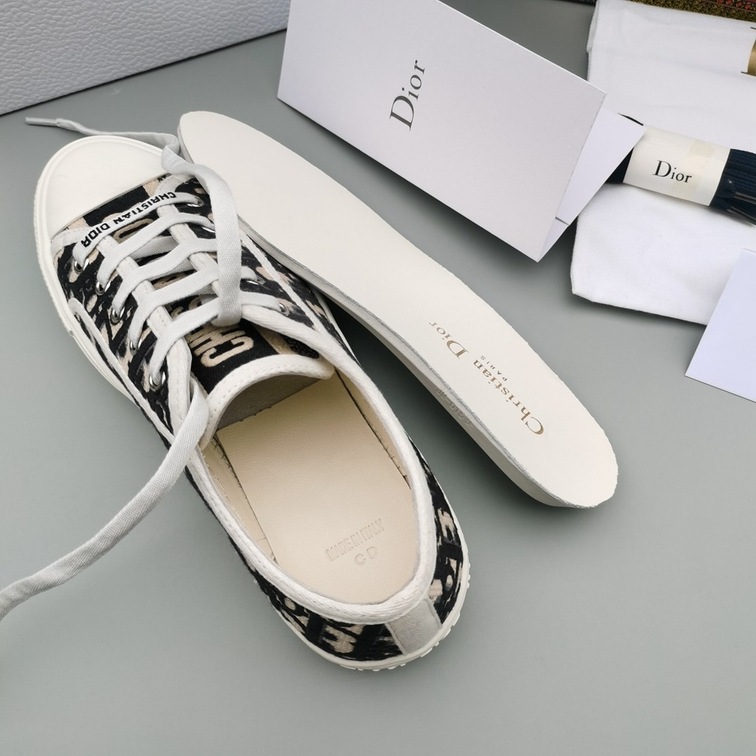Dior Walkndior Sneakers