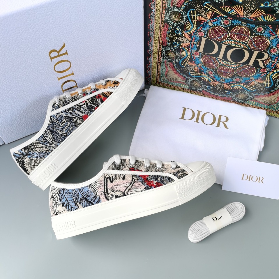 Dior Walkndior Sneakers