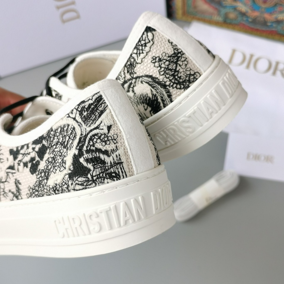 Dior Walkndior Sneakers
