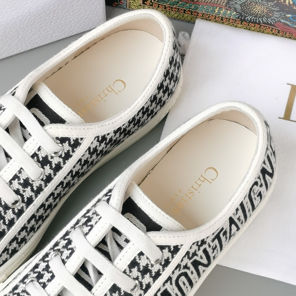 Dior Walkndior Sneakers