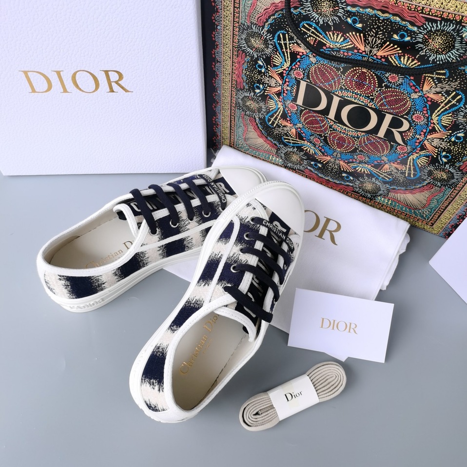 Dior Walkndior Sneakers