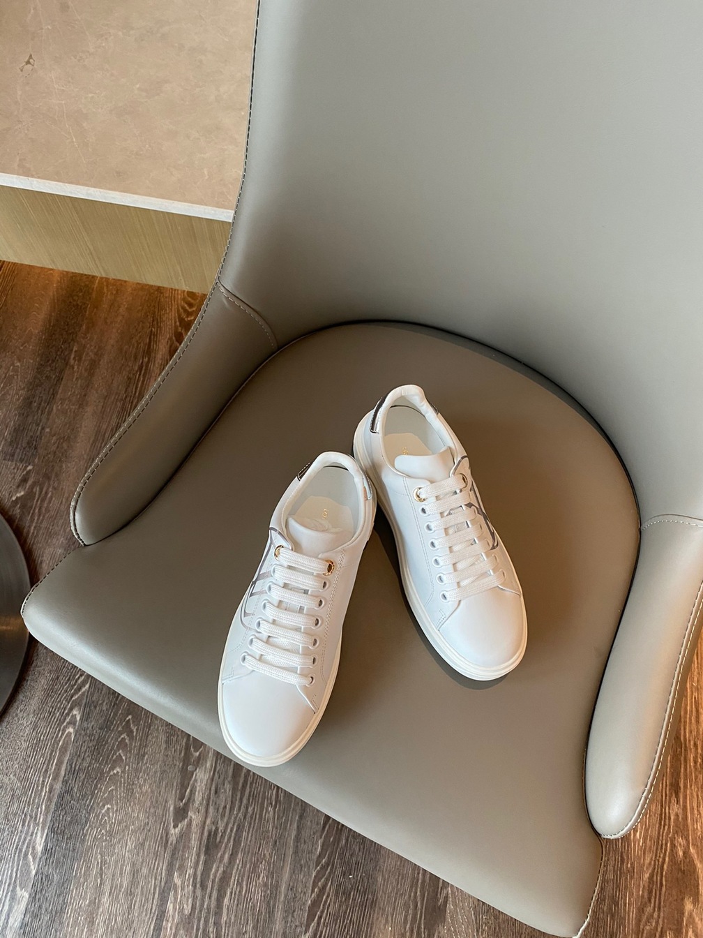 Lv Logo Basic Sneakers Ss2022