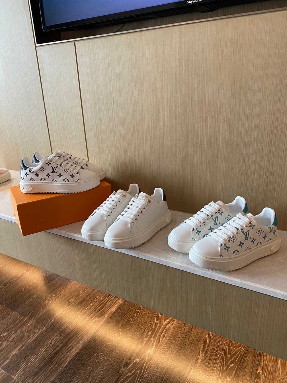 Lv Monogram Logo Basic Ss2022