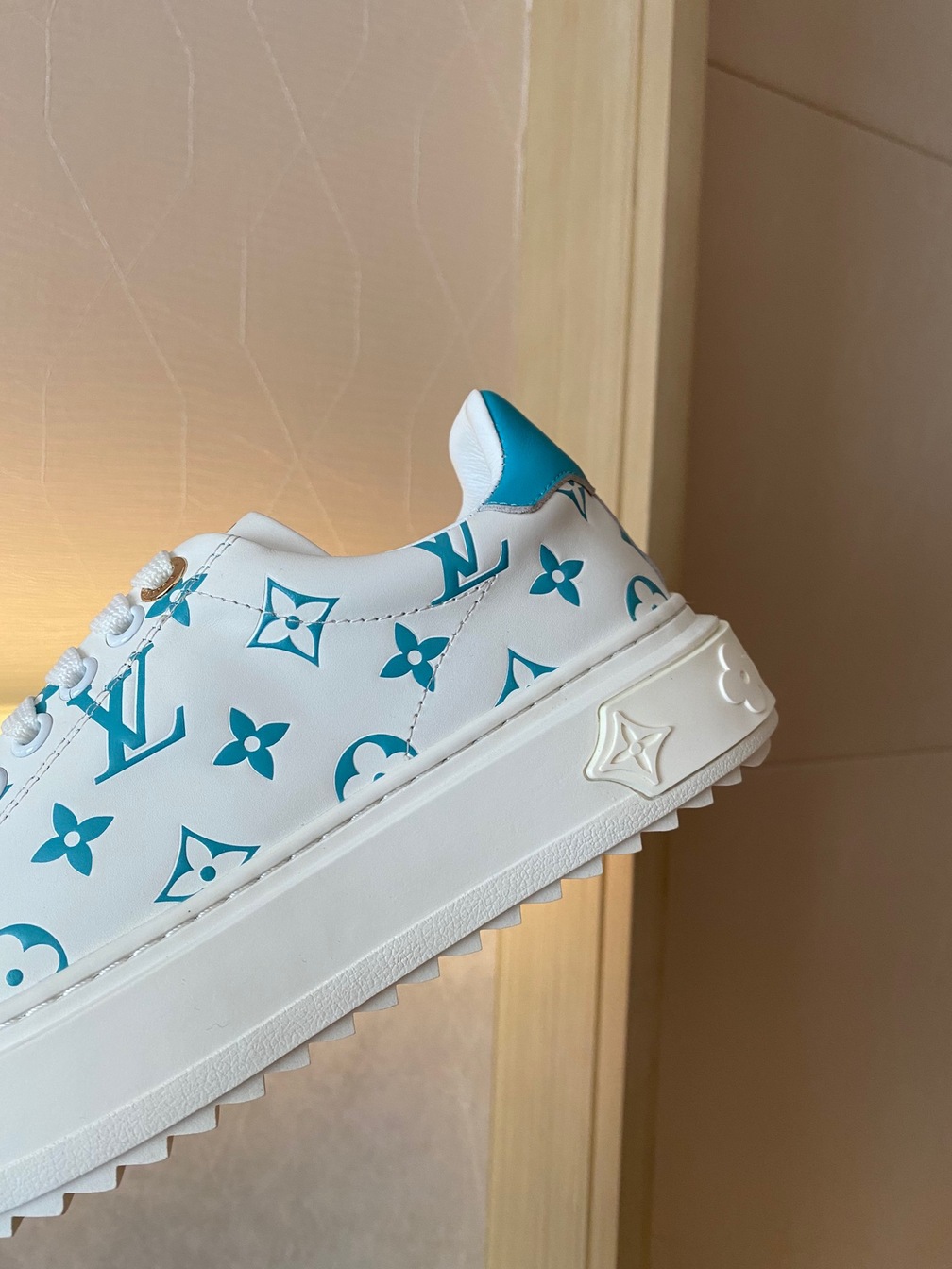 Lv Monogram Logo Basic Ss2022