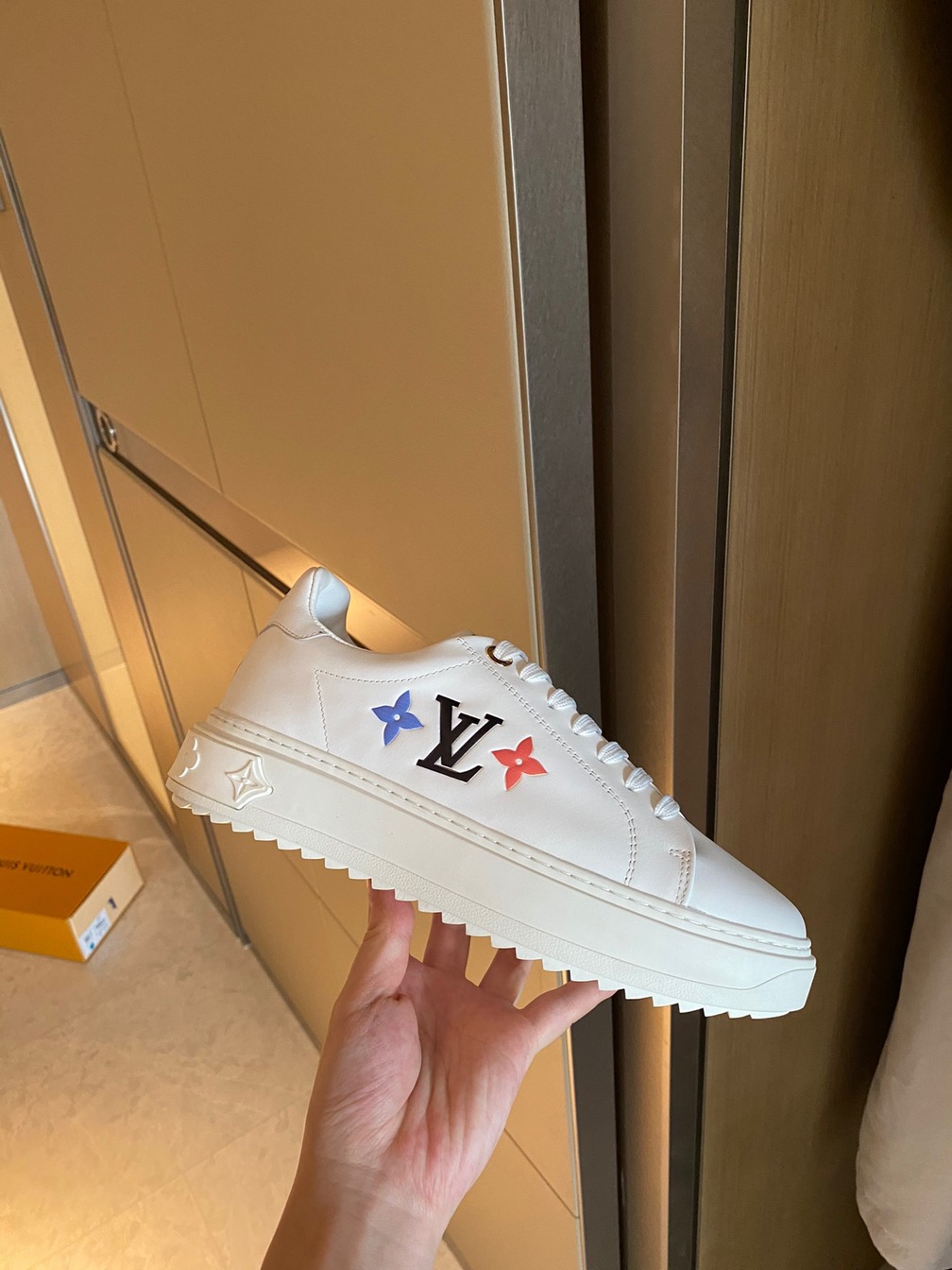 Lv Sneakers Logo Ss2022