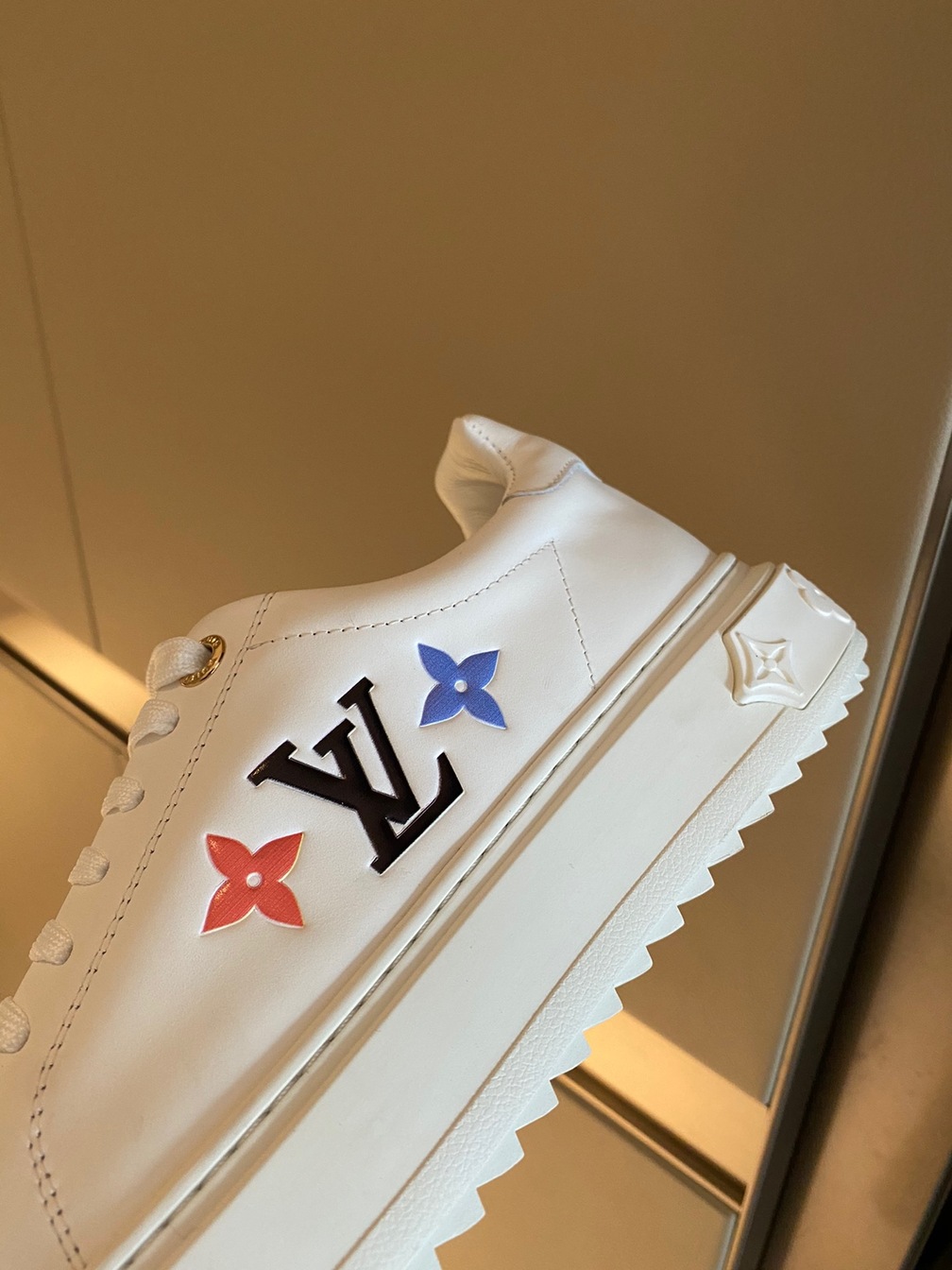 Lv Sneakers Logo Ss2022