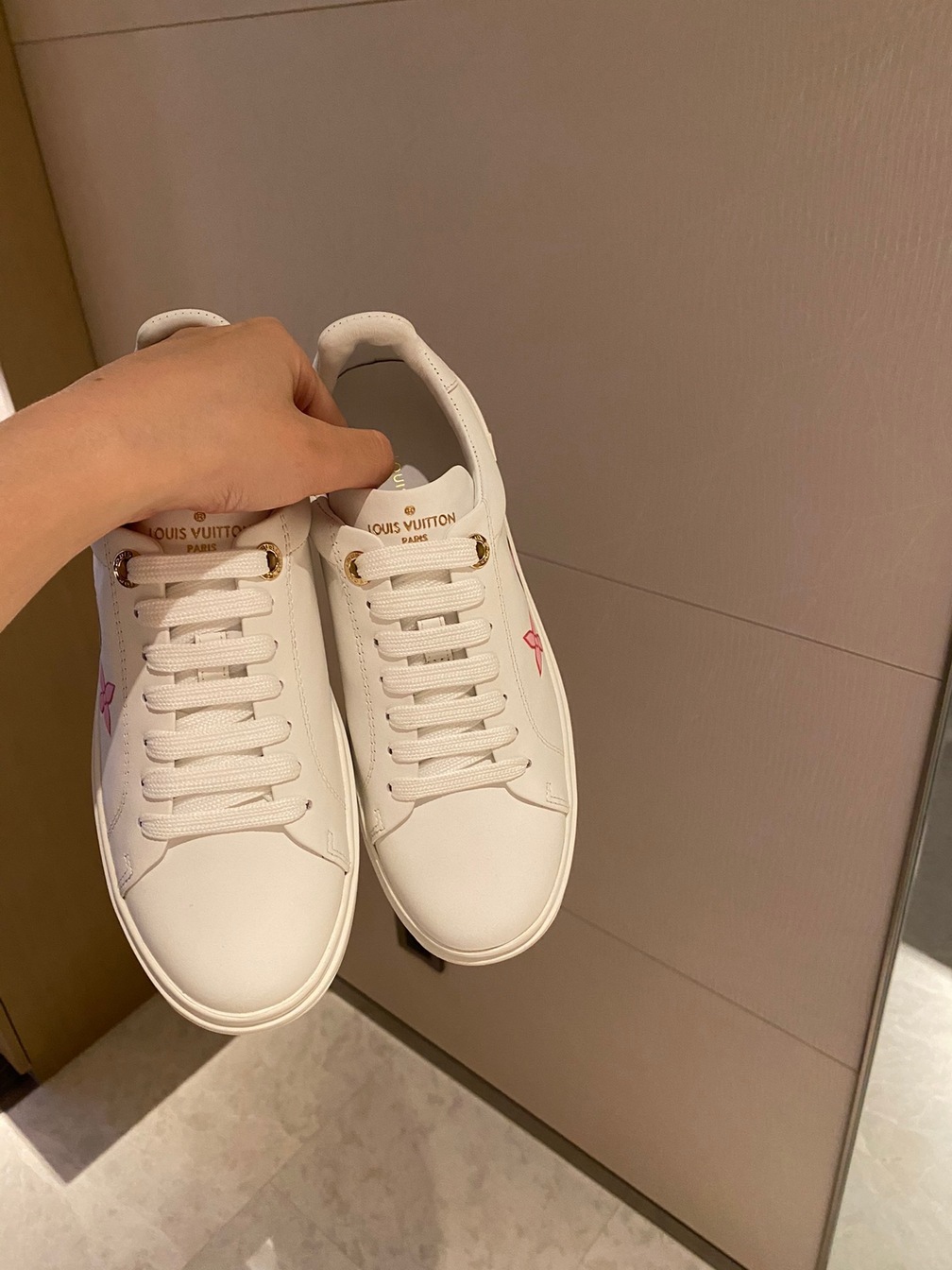 Lv Sneakers Logo Ss2022