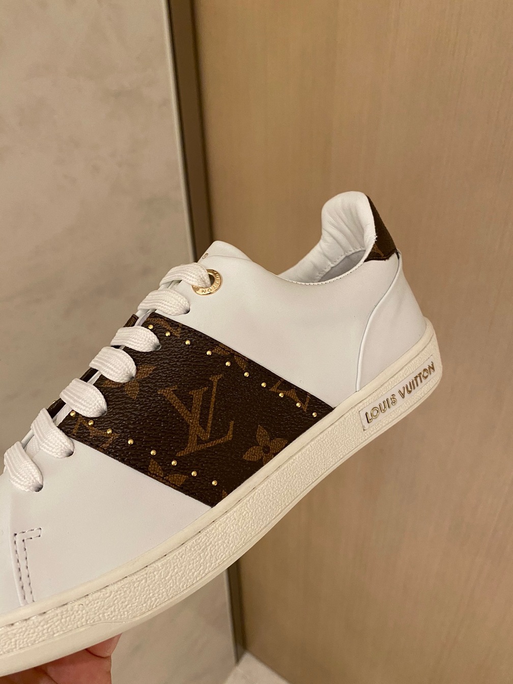 Lv Sneakers Strap Ss2022