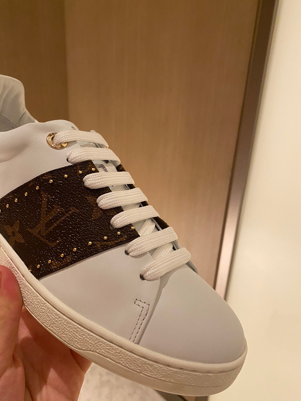 Lv Sneakers Strap Ss2022