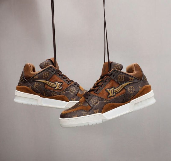 Lv Trainer Browne Wave Sneakers