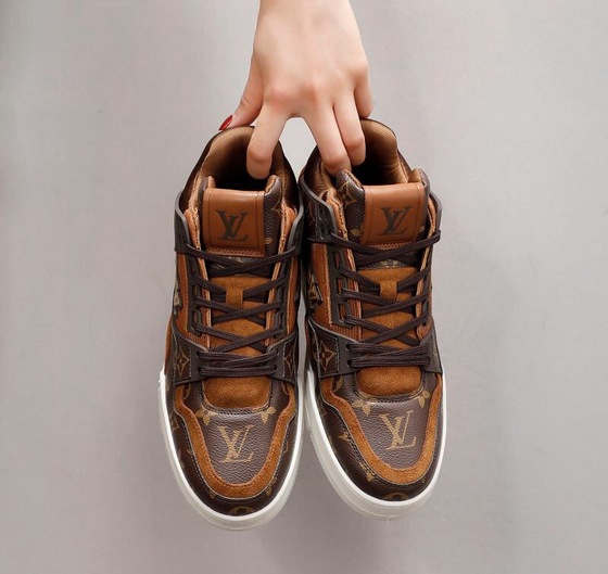 Lv Trainer Browne Wave Sneakers