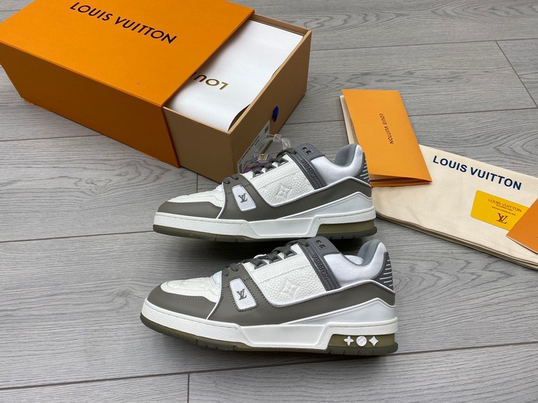 Lv Trainer Gray Sneakers