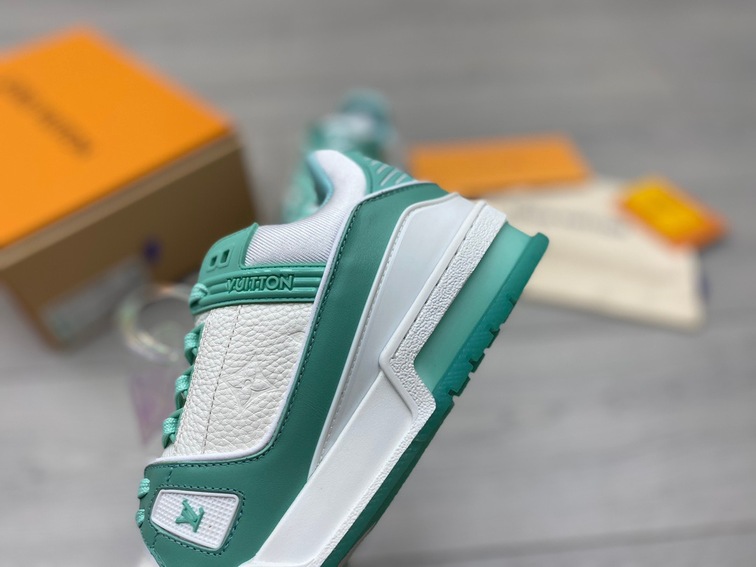 Lv Trainer Green Sneakers