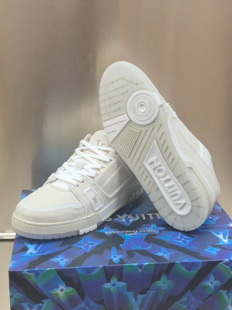 Lv Trainer Holo White Sneakers
