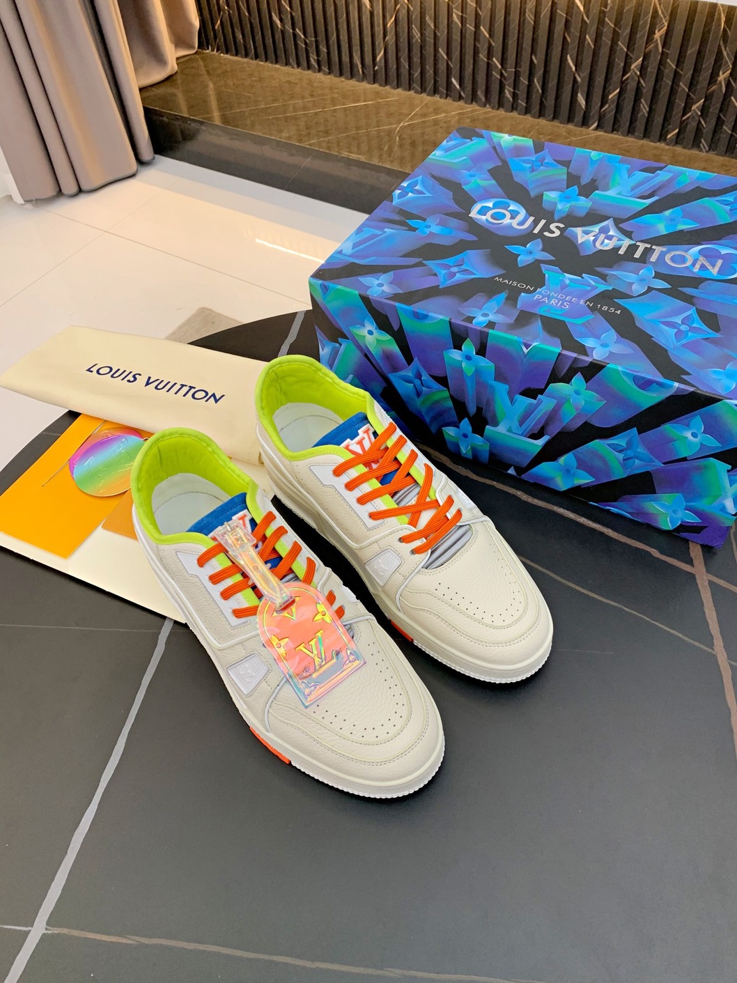 Lv Trainer Sneaker Ss2022