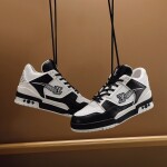 Lv Trainer Wave Black White Sneakers