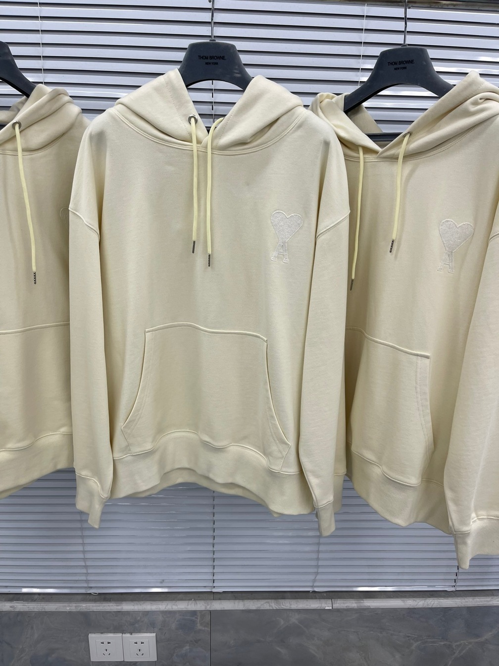 Hoodie Amiri Basic Big Logo Ss2022