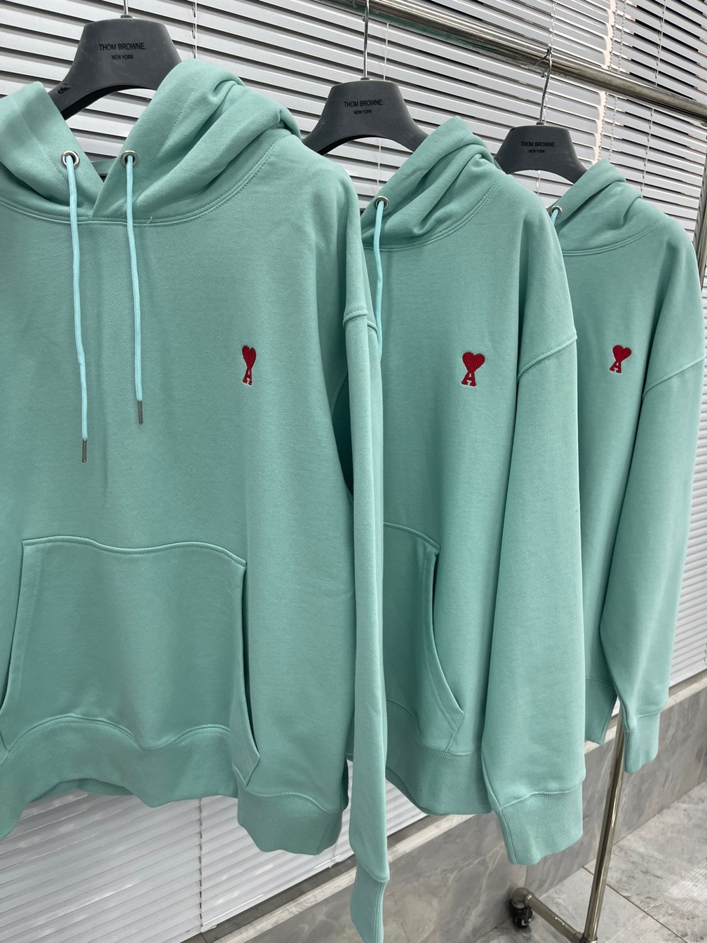 Hoodie Amiri Basic Small Logo Ss2022