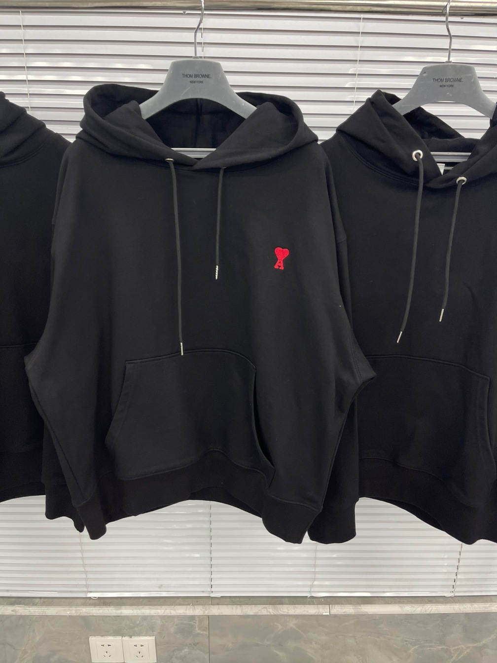 Hoodie Amiri Basic Small Logo Ss2022