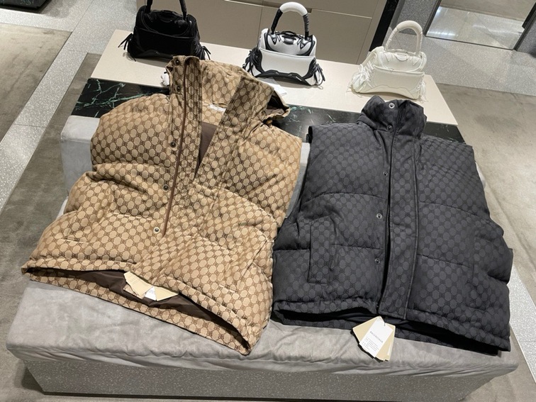 Puffer 2 Style Balenxgucci Ss2022